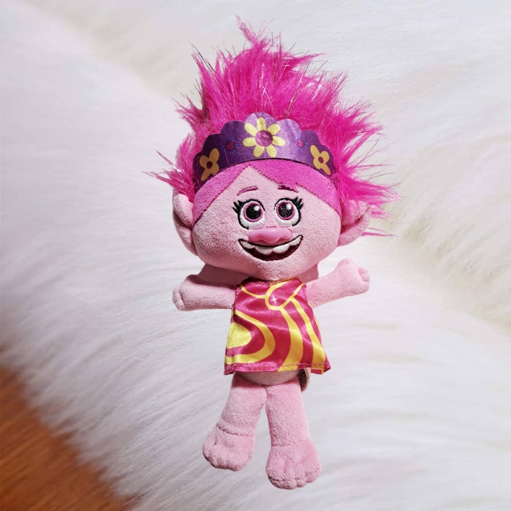 DreamWorks Trolls World Tour Pink Girl Troll